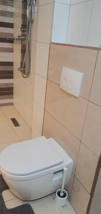Maya Apartments Paramaribo Luaran gambar