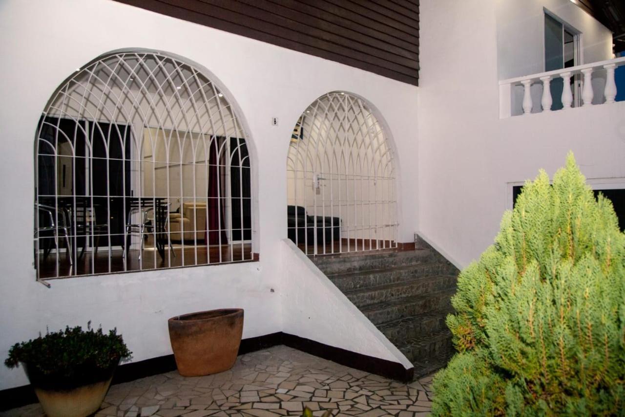 Maya Apartments Paramaribo Luaran gambar